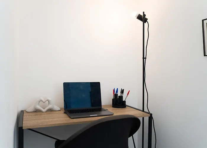 Luxury Studio Apartment In Sutton, London